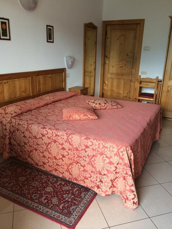 Albergo Rusall Tremezzo Δωμάτιο φωτογραφία